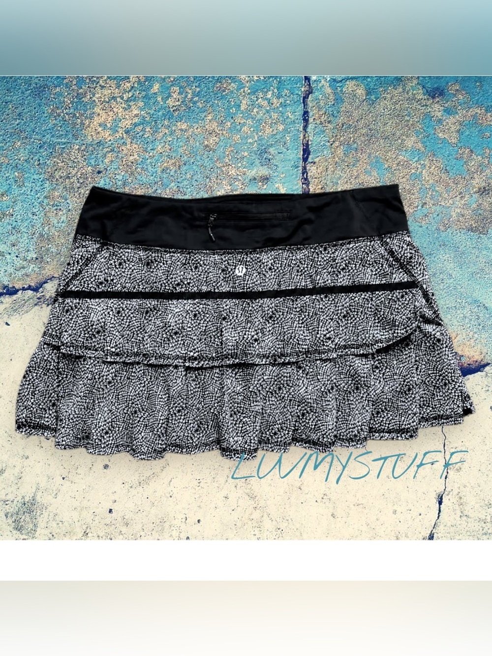 Cute Lululemon Black & White Printed Ruffle Skirt - Tennis/Pickelball